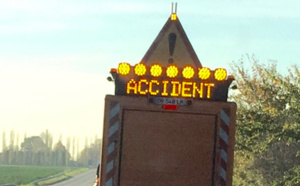 Eure. Le camion et sa remorque finissent leur course en contrebas de la route à Brionne 