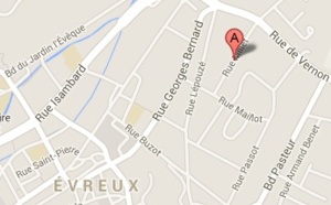 Un jeune cyclomotoriste tué dans un accident en centre-ville d'Evreux