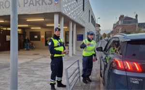 Stationnement gênant aux abords des écoles à Rouen : la police sensibilise les parents 