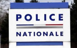Hauts-de-Rouen : un inconnu pénètre dans le poste de police et asperge les fonctionnaires de gaz lacrymogène