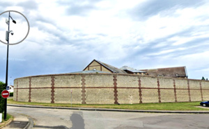 Prison d'Évreux. Les chaussettes destinées à des détenus contenaient des téléphones et de la drogue