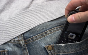 Rouen : alors qu'il lui parle de foot, il lui subtilise son téléphone et son argent de poche