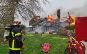 Seine-Maritime. La toiture d’une chaumière part en fumée, deux octogénaires indemnes 
