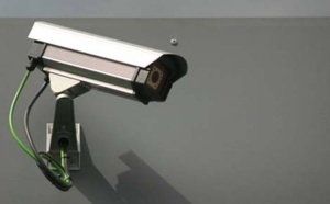 A Mantes-la-Jolie, le voleur filmé par la vidéo-surveillance du lycée : un élève de l'établissement