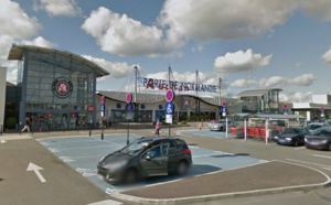 Yvelines. En garde à vue après avoir embrassé de force une fillette de 10 ans dans un centre commercial