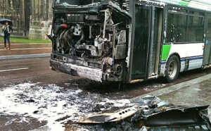 Le Havre : un bus vide prend feu en roulant