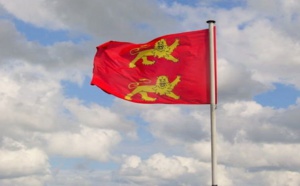 Le drapeau de la Normandie flottera sur la mairie de Sainte-Adresse ce 1er janvier 2015
