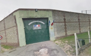 Prison d’Évreux : un détenu met le feu à son matelas et tente de se suicider  