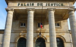 Fécamp : deux jeunes de Vernon prévoyaient de payer la moto avec un chèque de banque volé