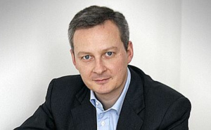 Bruno Le Maire (UMP) sur le marché de Mézières-sur-Seine ce jeudi à 17 heures 