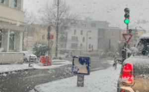 Pluies verglaçantes dans l'Eure : trois blessés sur la route, 5 à 10 cm de neige attendus cet après-midi
