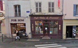 Hold-up éclair dans un bar de Meulan : le malfaiteur portait un masque anti-pollution