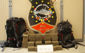 32 kg de résine de cannabis saisis par les gardes-côtes au large du Cap de la Hague 