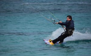 Seine-Maritime. Un kite-surfeur bloqué dans un filet au large d'Octeville-sur-Mer : il est indemne 