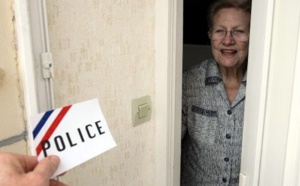 Yvelines : les pseudo-policiers dérobent une pendule ancienne à une dame de 95 ans