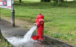 Yvelines : interpellés après avoir dégradé une bouche à incendie à Coignières