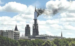 La flèche de la cathédrale de Rouen s’enflamme : des moyens importants mobilisés 