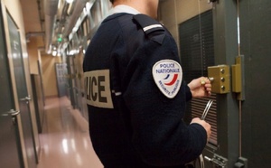Un policier blessé lors d’un contrôle à Elbeuf : le conducteur de la motocross incarcéré en attente de jugement