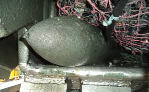 Une bombe allemande de 50 kg repêchée dans la rade de Cherbourg