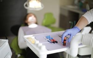 Un cabinet dentaire suspendu pour manquements à l’hygiène à Ouistreham, dans le Calvados