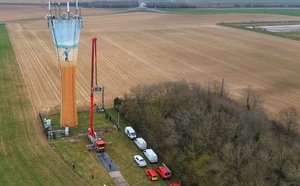 Dans l'Eure, bloqués dans une nacelle à 22 m de hauteur, trois ouvriers secourus par les pompiers