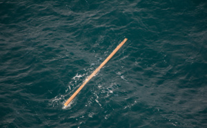 Des madriers de bois à la dérive : la préfecture maritime appelle les navigateurs à la prudence 