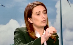 Marine Tondelier à Pont-Audemer : une réunion publique inversée pour écouter les habitants