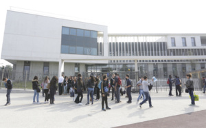 Yvelines : deux bandes de collégiennes d'Achères et de Poissy règlent leurs comptes... 