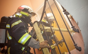  Incendie dans un immeuble à Val-de-Reuil : neuf personnes prises en charge, dont un enfant de 3 ans