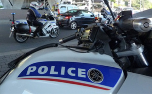 Le Havre : en fuyant la police, le pilote d'un scooter, sans permis, percute un poteau. Blessé grave