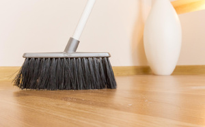 Yvelines : une femme agressée avec un balai dans un hôtel de Poissy, un homme interpellé