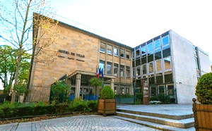 Yvelines. Rénové, l’Hôtel de Ville de Mantes-la-Jolie inauguré ce samedi par Valérie Pécresse, présidente de la Région 