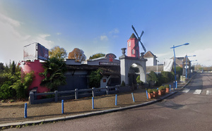 Incendie spectaculaire à la discothèque « Le Moulin Rose » à Belbeuf, en Seine-Maritime 