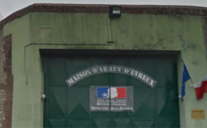 Le trublion de la salle des fêtes de Fouqueville est derrière les barreaux à la prison d'Évreux