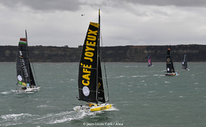 Escale forcée à La Corogne pour les Class40 de la Transat Café L’Or