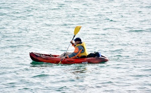 Un kayakiste de 64 ans, tombé à la mer, secouru au large de Criel-sur-Mer