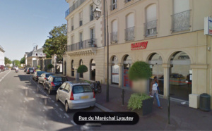 Saint-Germain-en-Laye : agressée violemment dans sa voiture en sortant du supermarché 