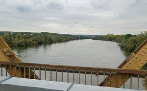 Pollution suspecte sur la Seine à Val-d’Azey : une nappe de trois kilomètres repérée