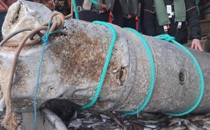 Une bombe allemande d’une tonne repêchée par un chalutier au large de Courseulles-sur-Mer