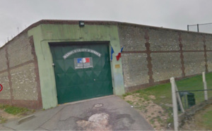 Prison d'Évreux : arrêtés après le parachutage de drogue et d'un téléphone par dessus le mur