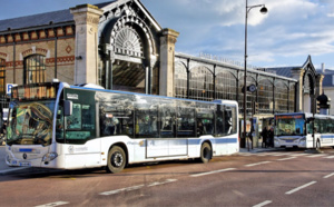 Versailles : le dépôt de la société Phébus bloqué ce matin par des opposants à la loi Travail