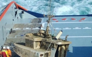 L’épave du chalutier P’tit Vox récupérée au large d’Arromanches après avoir dérivé