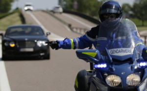Eure : l'Aston Martin roulait à 201 km/h, l'Alfa Roméo à 197 ! Permis retirés et véhicule confisqué 