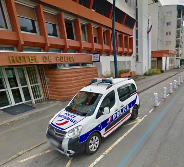 Évreux (Eure) : le conducteur ivre emboutit sa voiture et trois autres et prend la fuite 