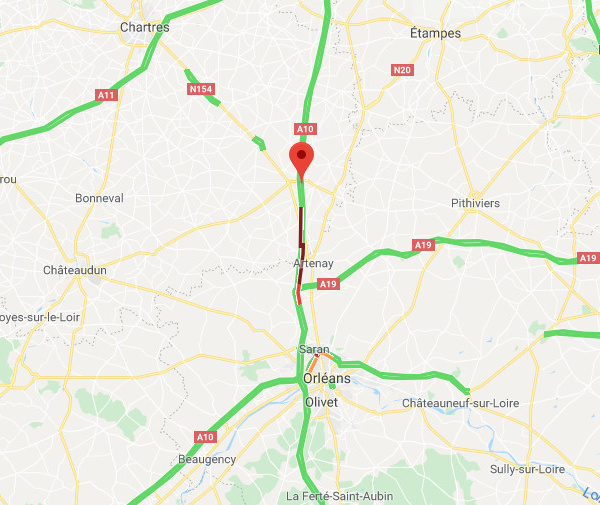 Accident de poids lourds au nord d'Orléans : l'autoroute A10 coupée dans les deux sens