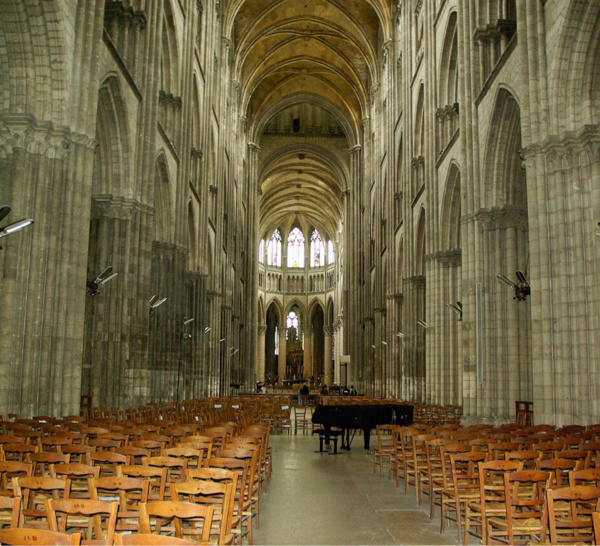 Rouen : surpris par la police en train de forcer un tronc volé dans la cathédrale 