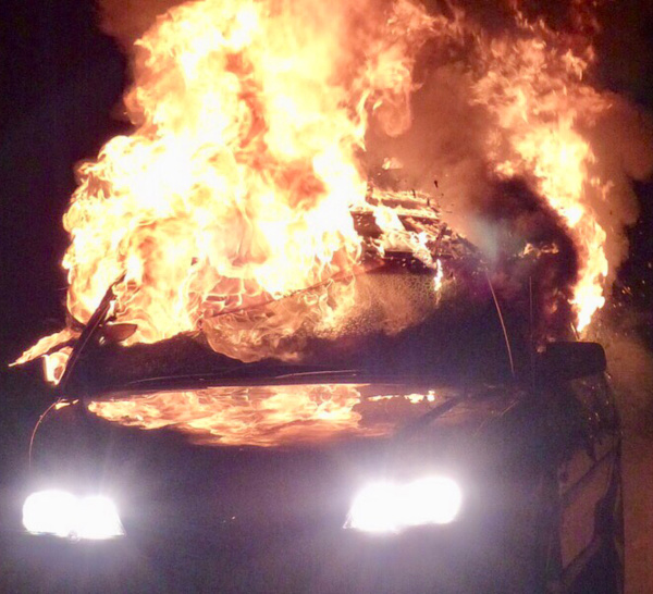 Seine-Maritime : une voiture en feu enflamme un compteur à gaz à Malaunay