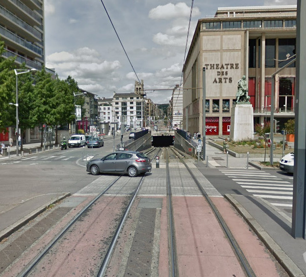 Il tente d’entrer dans le tunnel du tramway à Rouen : le conducteur était ivre et sans permis 
