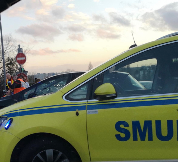 Sa voiture percute un arbre sur la RN27 entre Rouen et Dieppe : un automobiliste blessé grièvement 