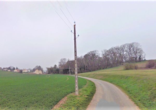 Eure : une voiture percute un poteau EDF à Hécourt, une partie du village privée d'électricité